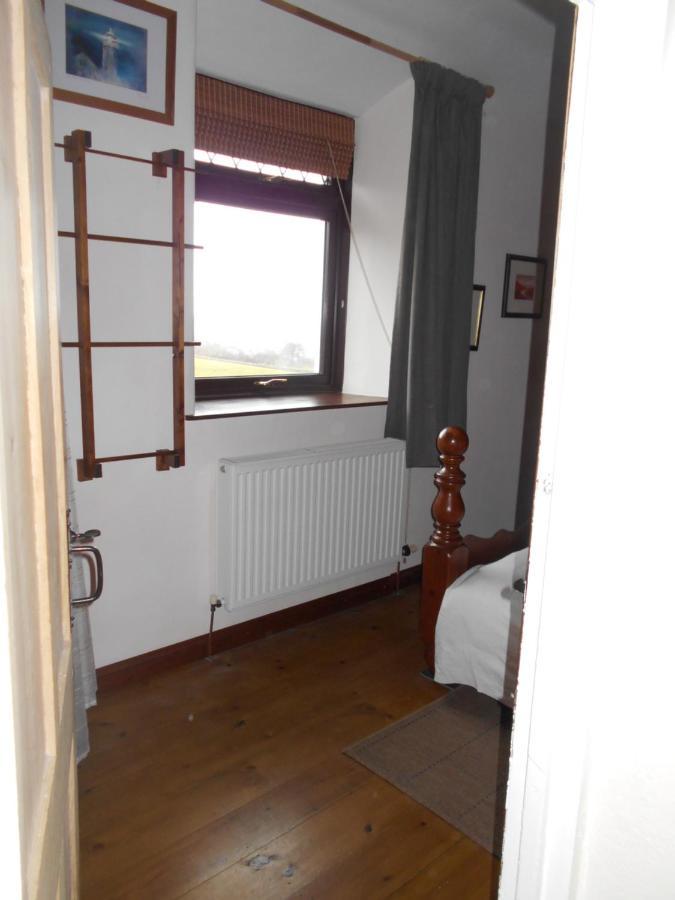 Clearview Cottage Сейнт Остел Екстериор снимка